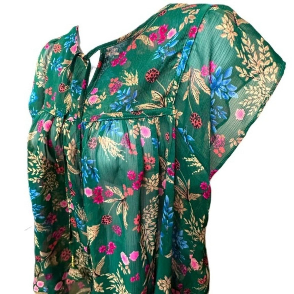 Everly Floral Ruffled Top Size Medium - Picture 3 of 8